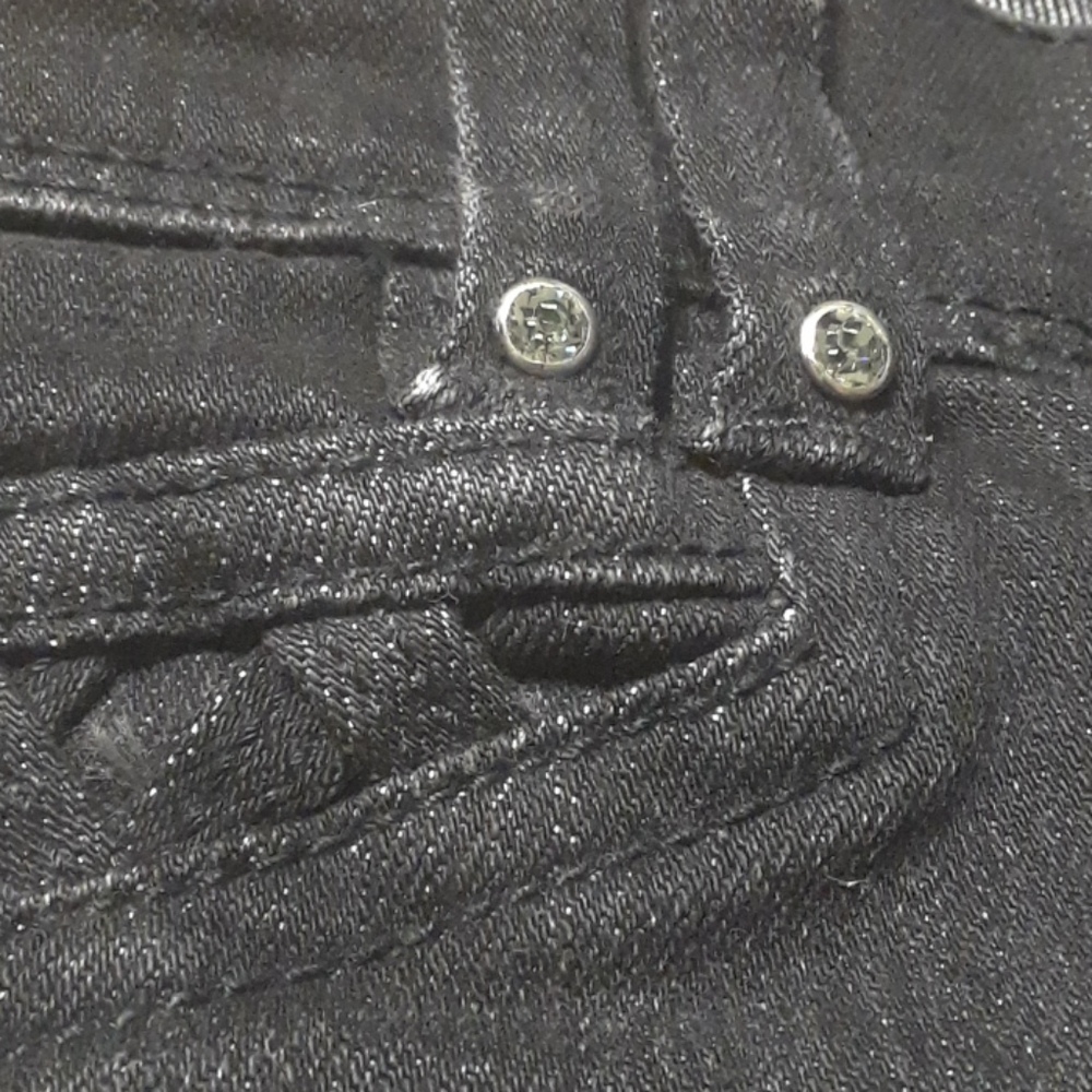 White House/ Black Market - Picture 4 of 8